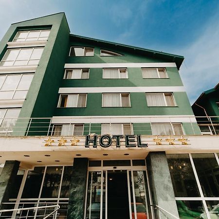 Hotel Atlantis 툴체아 외부 사진